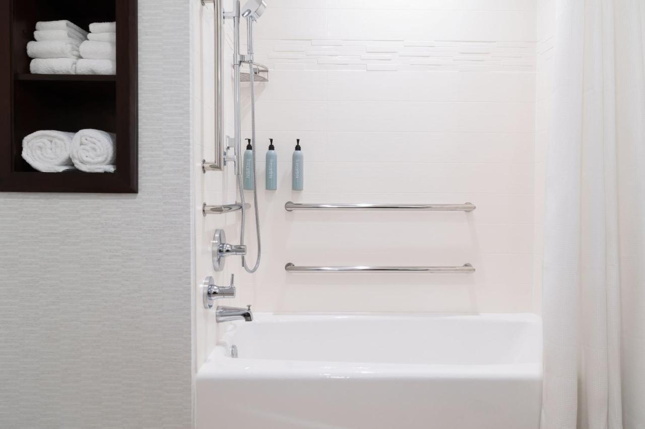 Residence Inn By Marriott Anaheim Брея Экстерьер фото