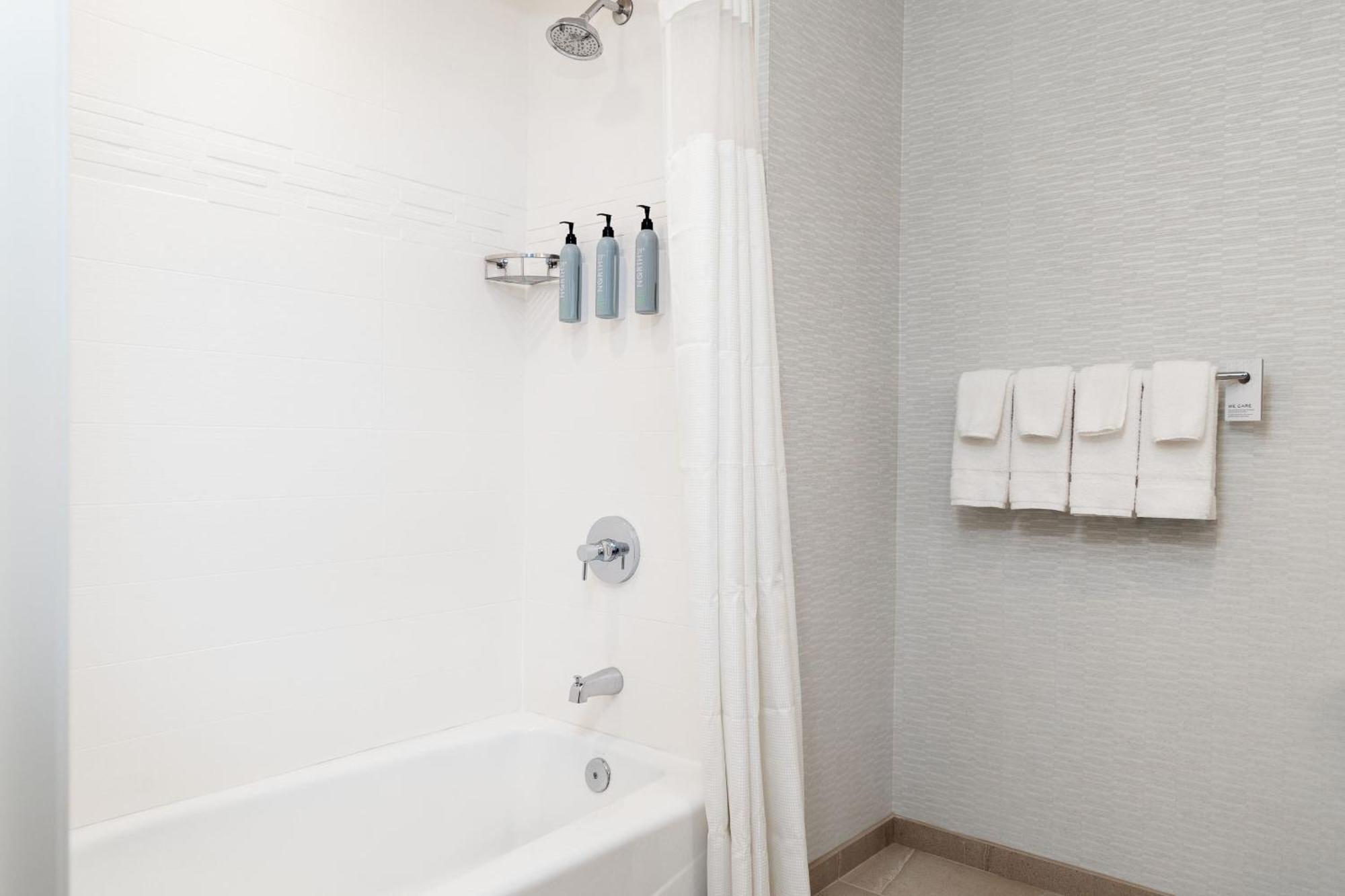 Residence Inn By Marriott Anaheim Брея Экстерьер фото